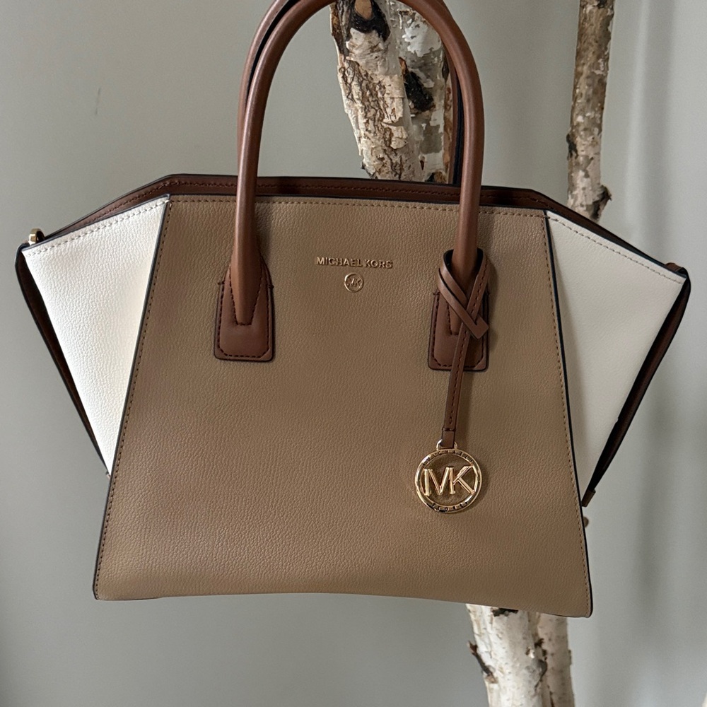 Michael Kors Tan and Cream Satchel - Picture 2 of 6